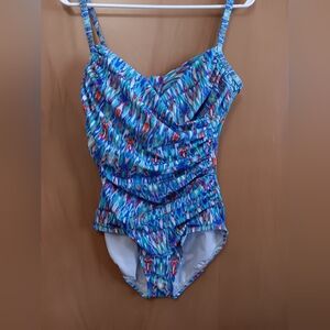 Jantzen One Piece Bathing Suit size 8